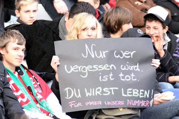 Trauerfeier Enke   029.jpg